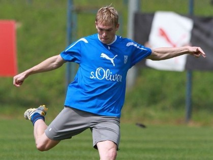 Artems Rudnevs on trial at Lech